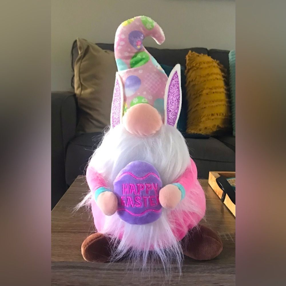 NWOT … “Happy Easter” Gnome